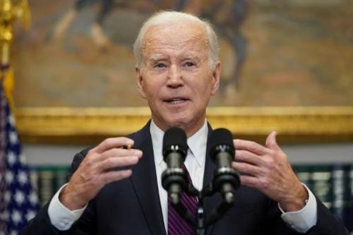 Tổng thống Biden tiếp tục kêu gọi cấm bán các loại vũ khí tấn công