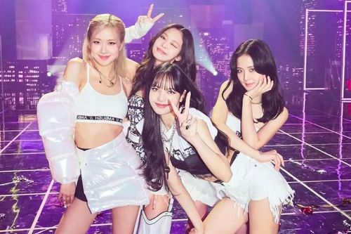 Công ty quản lý phản hồi thông tin BLACKPINK chỉ hát 13 bài trong concert ở Hà Nội
