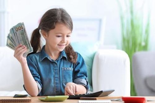 Nở rộ phong trào đầu tư tài chính cho trẻ nhỏ, chuyên gia chia sẻ những điều cha mẹ nên biết