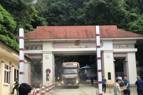 Cửa khẩu Cốc Nam hoạt động trở lại