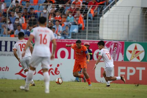 Giai đoạn 2 - V.League 2023: Căng thẳng và khó lường