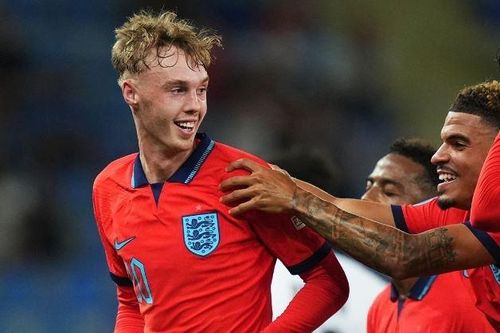 Sao Man City tỏa sáng, Anh vào chung kết U21 EURO
