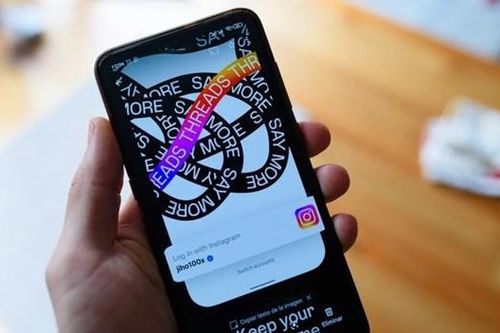 Đối thủ của Twitter đạt 10 triệu lượt đăng ký sau 7 giờ ra mắt