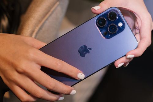 Apple tiếp tục thống lĩnh thị trường smartphone nửa đầu năm 2023