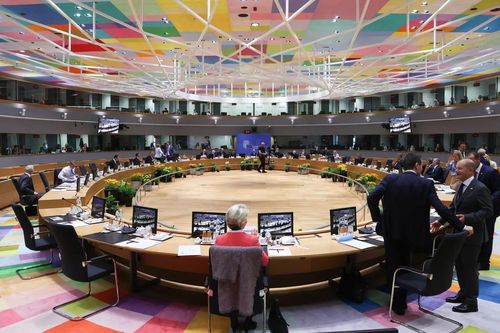 Vấn đề di cư gây bất đồng trong EU