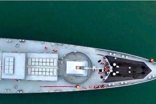Nga sơn lại tàu chiến để đánh lừa phương tiện không người lái của Ukraine
