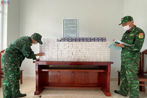 Bộ đội Biên phòng An Giang thu giữ 2.250 gói thuốc lá nhập lậu