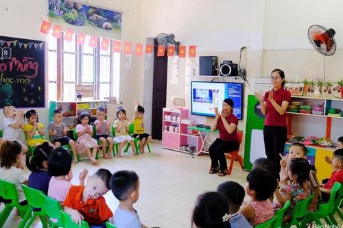 UBND cấp huyện ở Nghệ An phải hoàn thành tuyển dụng giáo viên trước ngày 31/8/2023