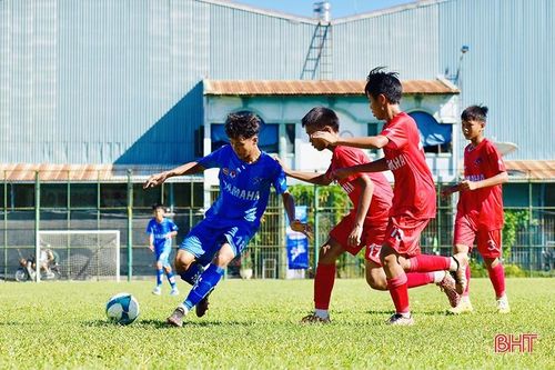 U13 Hồng Lĩnh Hà Tĩnh 'giành vé' vào vòng tứ kết toàn quốc