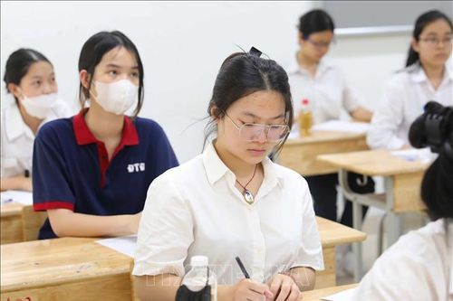 Hà Nội cân nhắc giải pháp đăng ký trực tuyến tuyển sinh lớp 10 để đảm bảo công bằng