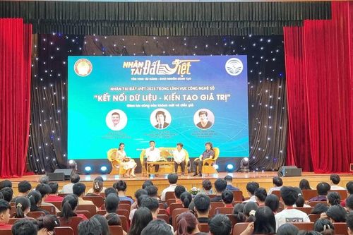 Giải thưởng Nhân tài Đất Việt bắt nhịp với xu hướng 'Năm dữ liệu số quốc gia'