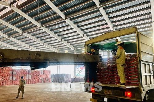 Công ty Supe Lâm Thao vượt chỉ tiêu 6 tháng