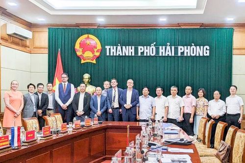 Doanh nghiệp hàng không Hà Lan mong muốn 'cất cánh' tại Hải Phòng