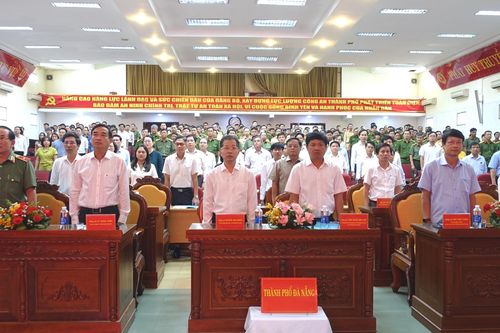 Nghiêm cấm can thiệp, tác động vào quá trình xử lý vi phạm về giao thông