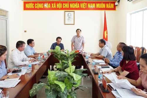 Lãnh đạo Đoàn Đại biểu Quốc hội tỉnh Khánh Hòa tiếp công dân