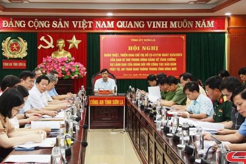 Tăng cường sự lãnh đạo của Đảng đối với công tác bảo đảm trật tự, an toàn giao thông