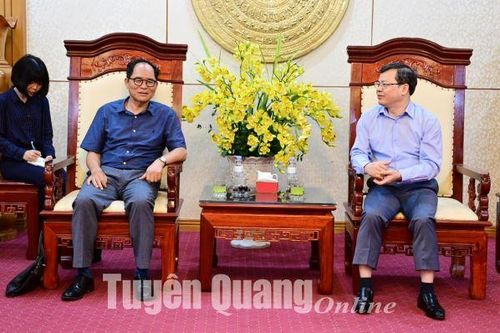 Chủ tịch UBND tỉnh Nguyễn Văn Sơn làm việc với các nhà đầu tư Hàn Quốc