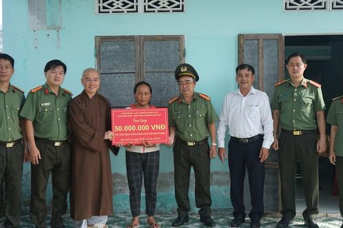 Chùa Bà Đa hỗ trợ xây dựng nhà tình thương tại (P.Hòa Quý, TP.Đà Nẵng)