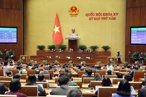 Chủ tịch Quốc hội Vương Đình Huệ ký chứng thực 2 Luật và 1 Nghị quyết