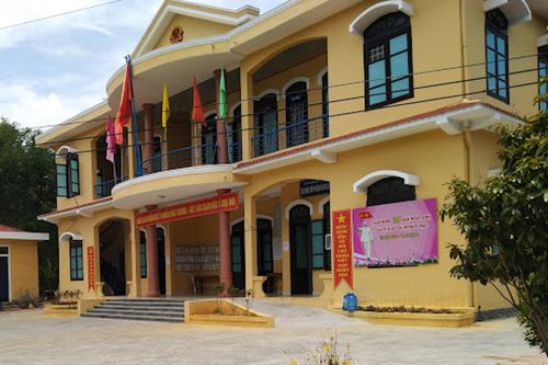 Người đàn ông chết khi đang dự hòa giải tranh chấp đất tại trụ sở xã