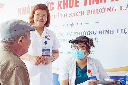 Khám sức khỏe miễn phí cho các đối tượng chính sách tại quận Đống Đa