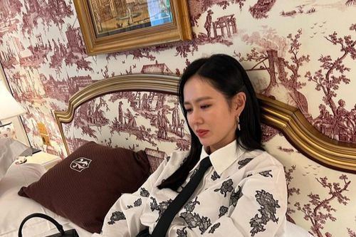 Vẻ ngoài dễ đoán của Son Ye Jin, Hề Mộng Dao ở Pháp