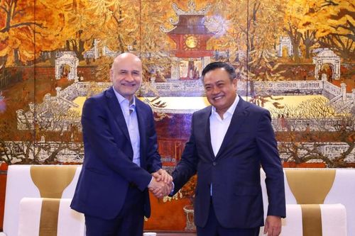 Đại sứ Italia chia sẻ tình cảm đặc biệt với Hà Nội
