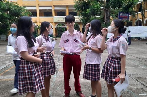 TP Hồ Chí Minh công bố điểm chuẩn lớp 10 các trường công lập