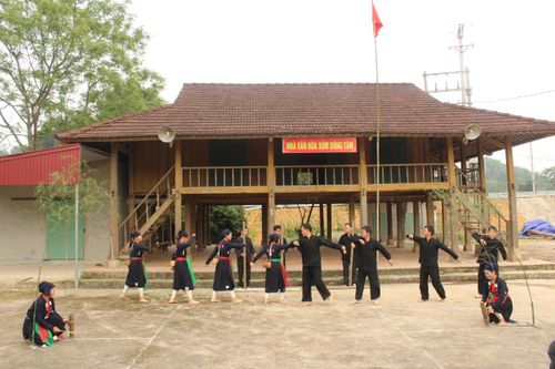 Độc đáo Lễ hội Cầu mùa của người Sán Chay ở Phú Lương