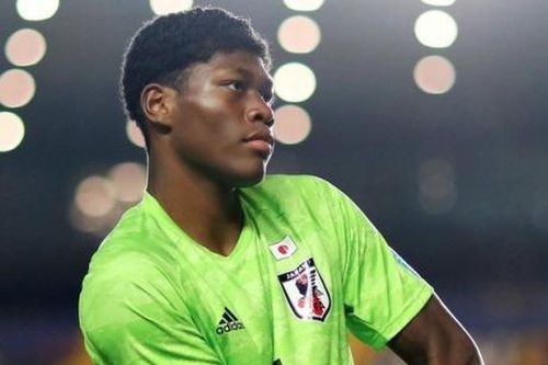 Man United chiêu mộ thủ môn của giải J.League