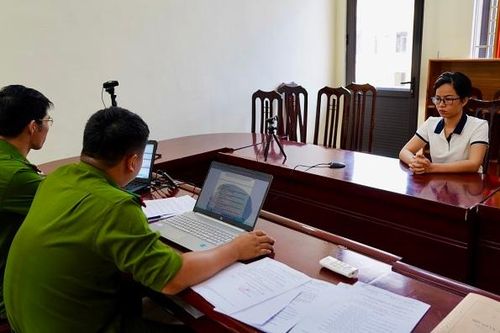 'Nữ quái' lừa mượn ô tô rồi mang đi cầm cố lấy tiền trả nợ