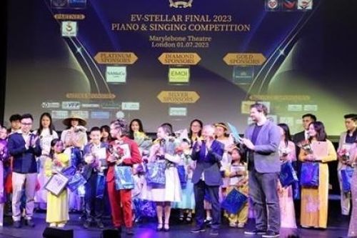 Chung kết cuộc thi piano và thanh nhạc đầu tiên dành cho người Việt ở châu Âu