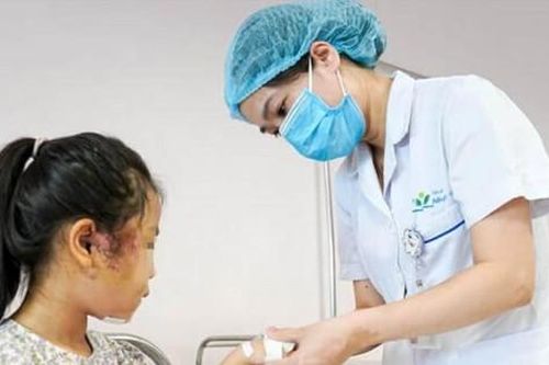 Liên tiếp trẻ bị tai nạn thương tích nhập viện