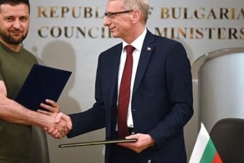 Ukraine đang đàm phán để mua lò phản ứng hạt nhân của Nga