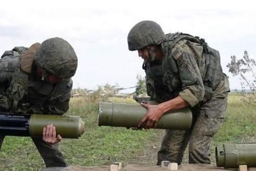 Video pháo binh Nga sử dụng đạn thông minh 'trăm phát trăm trúng' tại Ukraine
