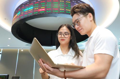 Kinh tế cuối năm: Cú hích 21 tỷ USD, chờ xuất khẩu tăng tốc