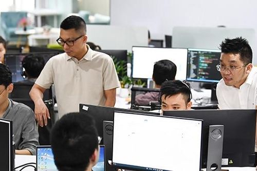 Xuất khẩu phần mềm tăng, nhưng xuất khẩu điện tử giảm mạnh