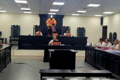 Cựu luật sư Phan Thị Hương Thủy lãnh án 12 tháng tù