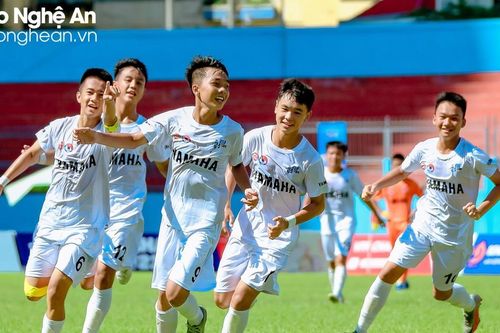 U13 Sông Lam Nghệ An giành vé vào Tứ kết với 3 trận toàn thắng
