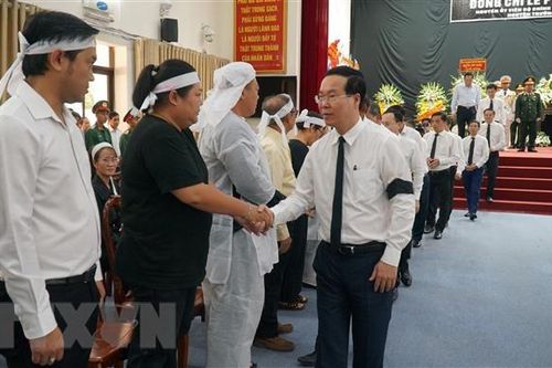 Lãnh đạo Đảng và Nhà nước đến viếng đồng chí Lê Phước Thọ