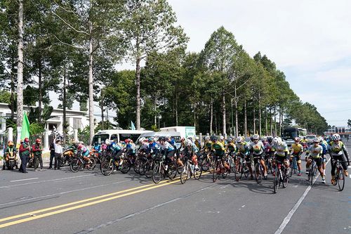 Khởi tranh Giải Xe đạp nữ toàn quốc mở rộng An Giang 2023 - Cúp Lộc Trời