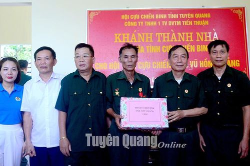 Khánh thành nhà nghĩa tình cựu chiến binh xã Tân Long
