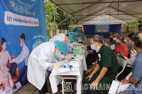 Đồng hành, hỗ trợ giúp người nghèo vươn lên