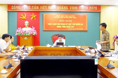 Thảo luận các nội dung trình kỳ họp HĐND tỉnh
