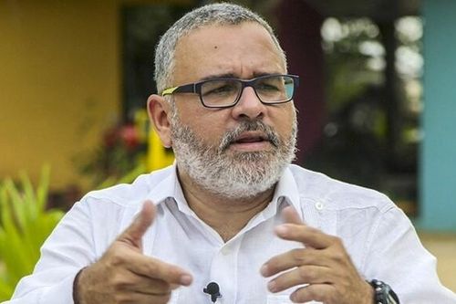 Cựu Tổng thống El Salvador bị tuyên án 6 năm tù vì tội trốn thuế