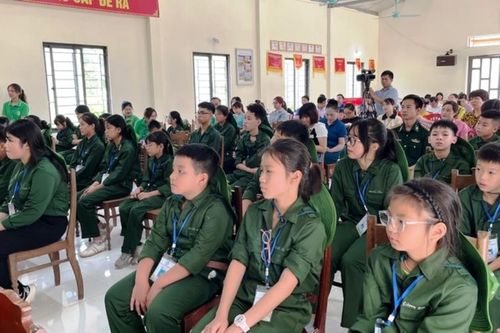 Học kỳ trải nghiệm 'Chúng em làm chiến sĩ Biên phòng' ở Lào Cai