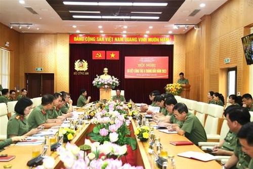 Nâng cao hiệu quả công tác tham mưu theo hướng toàn diện, sắc sảo, nhạy bén, chính xác, kịp thời