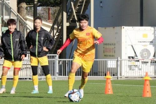 HLV Mai Đức Chung: Tuyển nữ Việt Nam đấu New Zealand, Tây Ban Nha để thử nghiệm