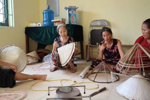 Tự hào làng nón Vĩnh Thịnh