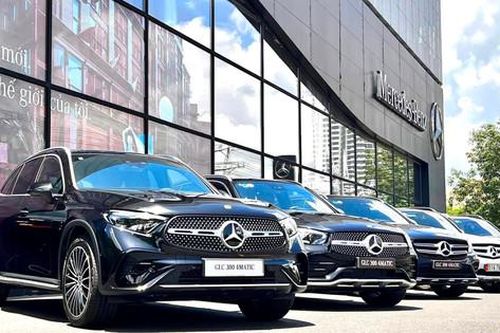 Ô tô lắp ráp trong nước bắt đầu giảm mức khuyến mại